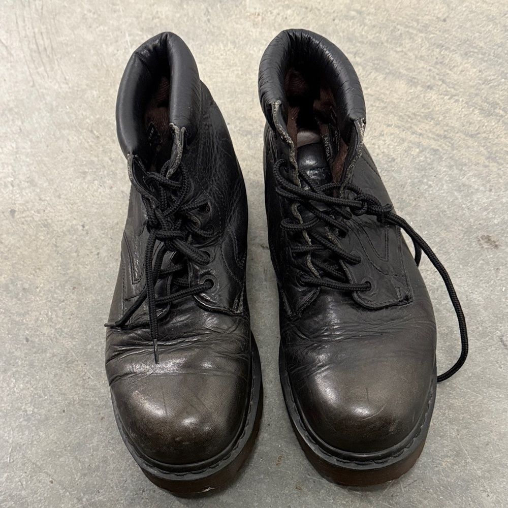 Dr. Martens vintage Black Leather Lace-Up Boots